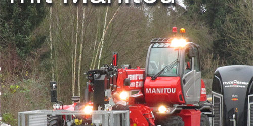 balkonaufbau-manitou-hameln_titel Praktischer Helfer beim Hausbau der in Hameln mietbare drehbare Teleskopstapler