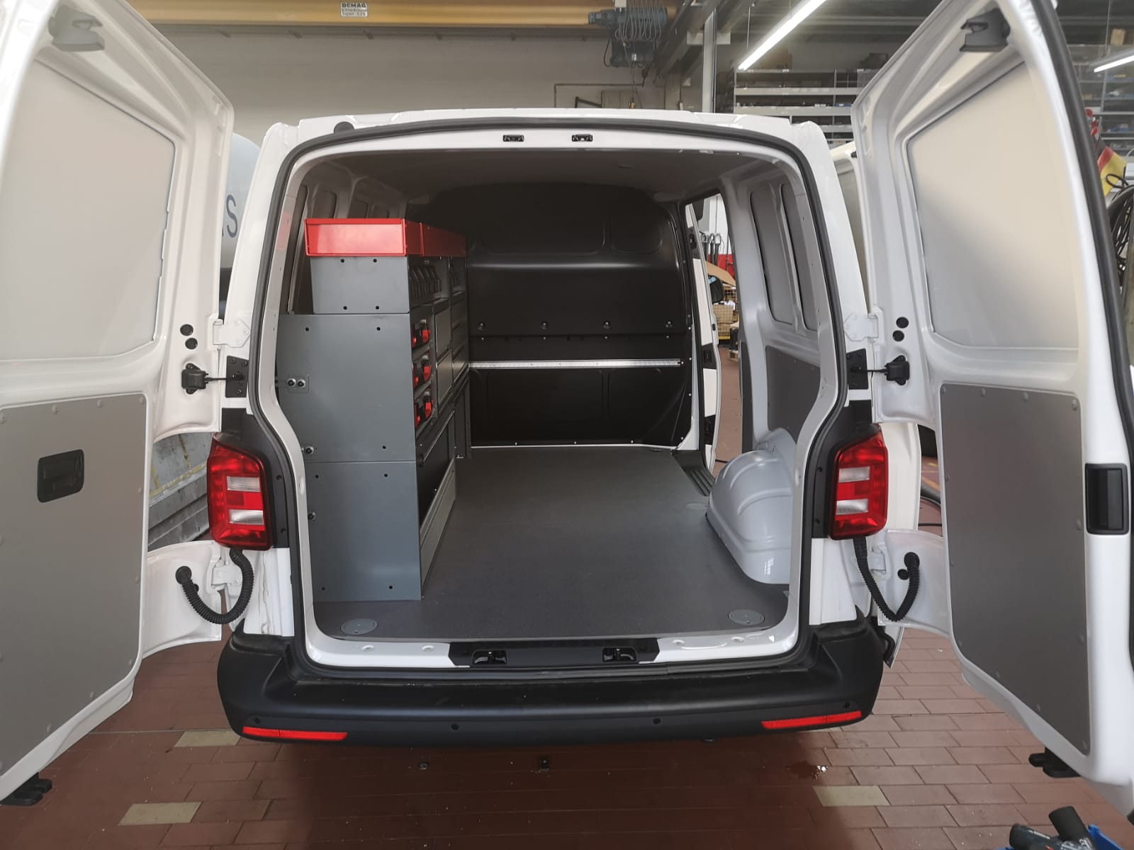 Tsb Jetzt Wurth Einbaupartner Fur Fahrzeuginneneinrichtungen Tsb Tankservice Bielefeld Gmbhtsb Tankservice Bielefeld Gmbh